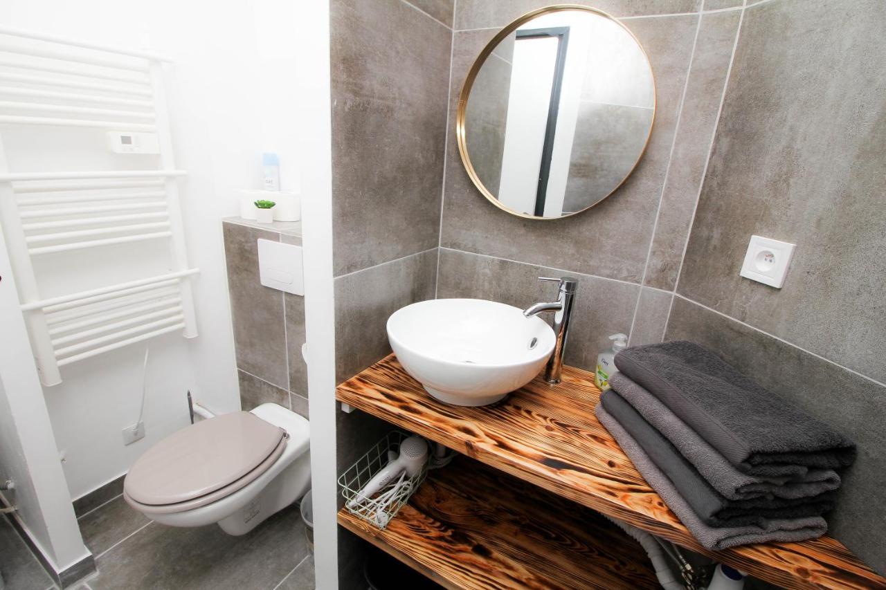 Charmant T2 En Coeur De Ville - 2 Lits + Lit Bebe - Wifi - Imprimante Каркассон Экстерьер фото